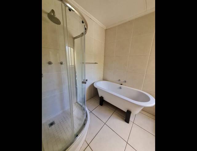 2 BEDROOM TOWNHOUSE FOR SALE IN GREENSTONE HILL